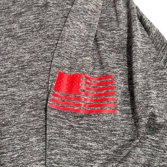 Under Armour Pullover Mens Size 2XL Freedom Tech Hoodie Light Weight Grey Red - Picture 4 of 6